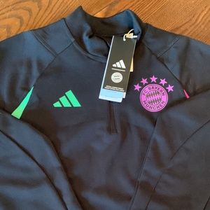Youth Bayern Munich quarter zip size 11/12 by Adidas